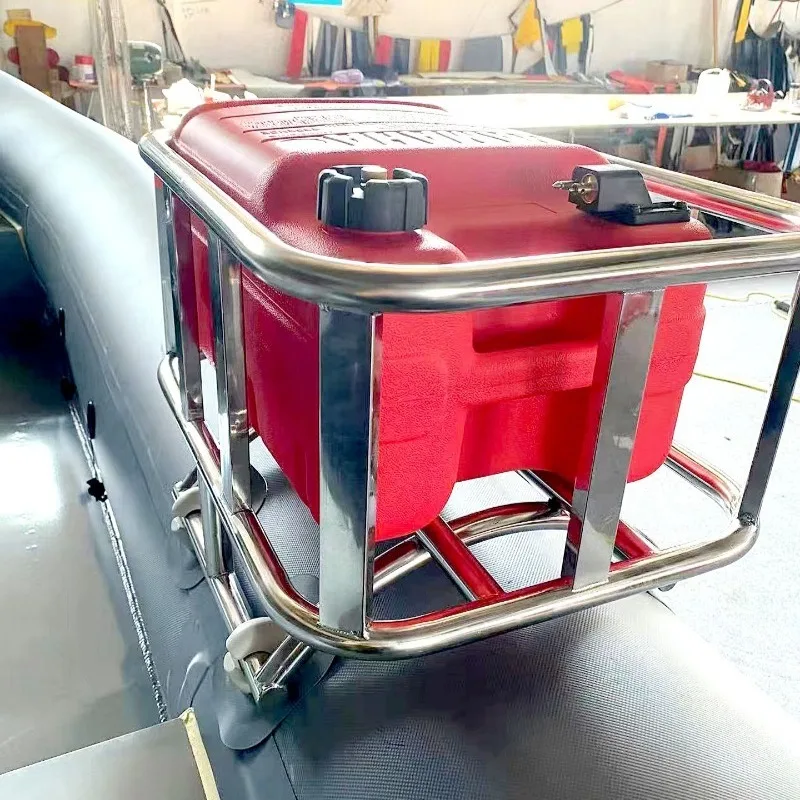 Fishing Boat Fiberglass - Set professionale di supporti per serbatoi